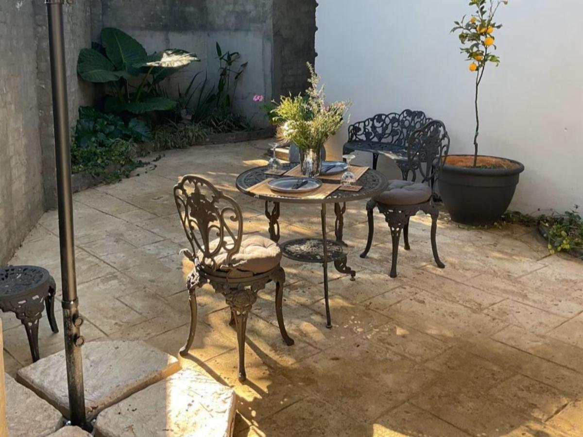 Garden courtyard dining set